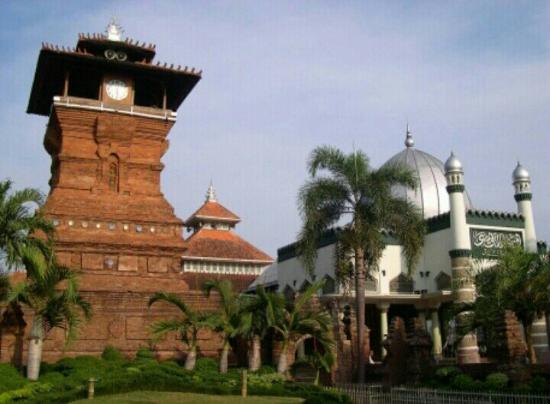 List of top Beautiful Mosque in the Indonesia