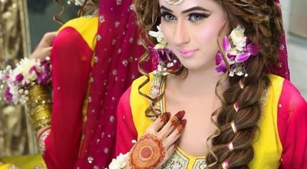 List of Pakistani Hair Style 2017