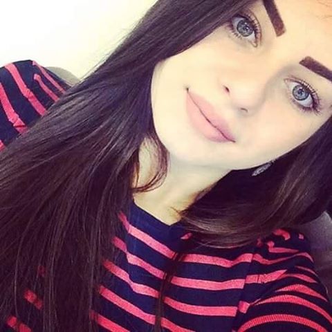 List of Beautiful Girls in Algeria