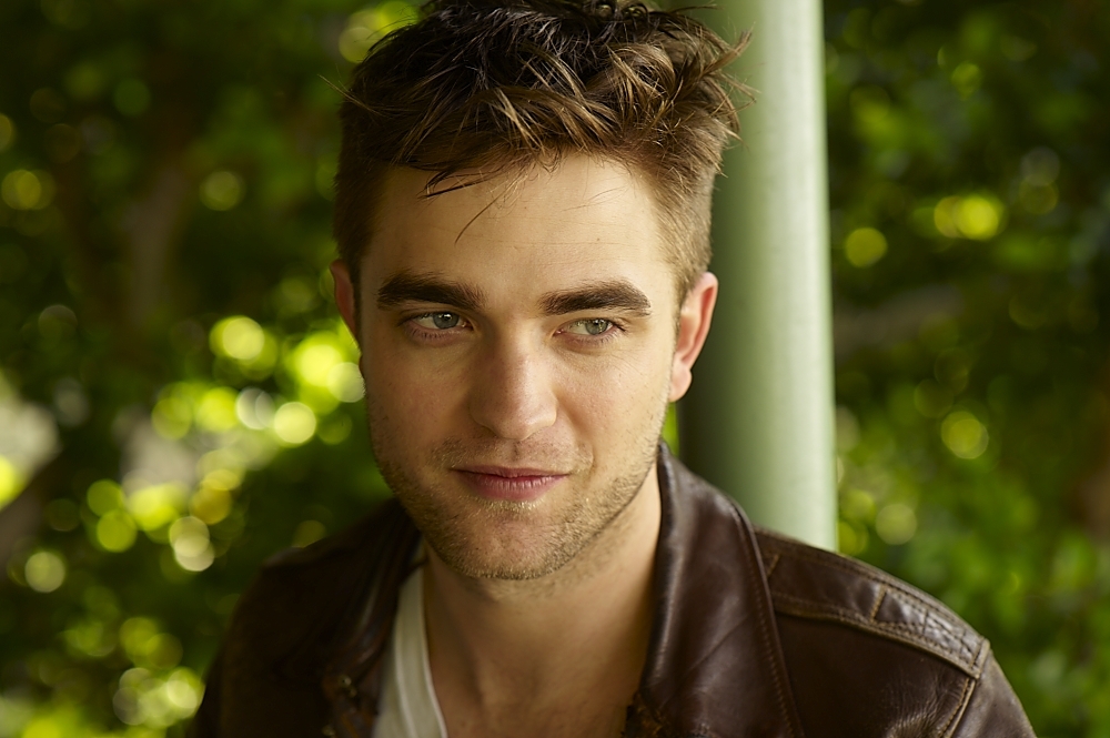 List of Robert Pattinson upcoming Movies 2017