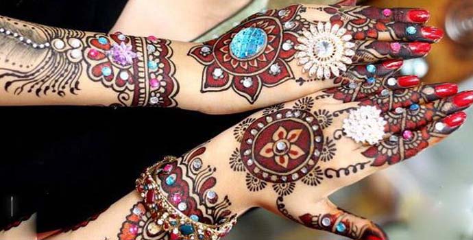 Latest Eid Mehndi designs for hands 2024