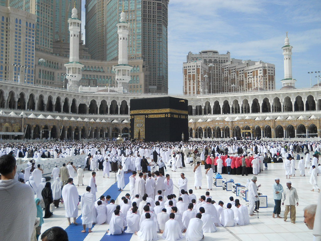 umrah tours from lahore