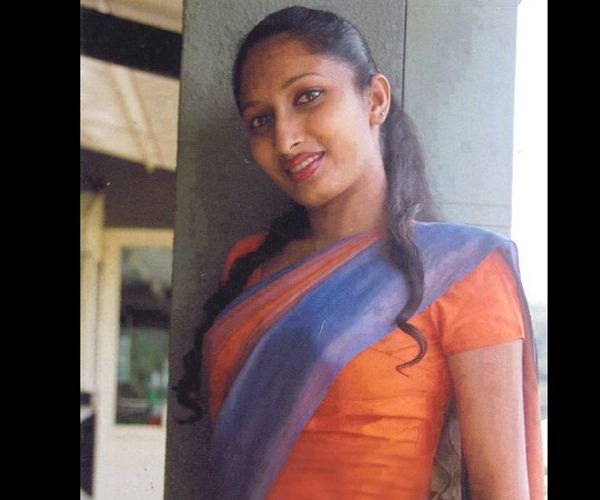 Sri lanka in girls Hot sri